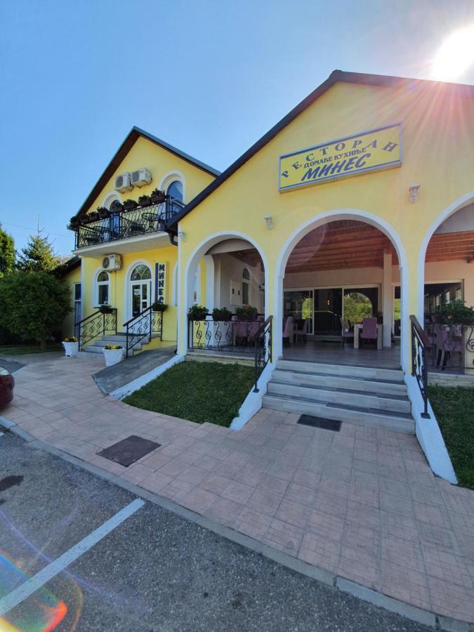 Guest House Mines Vrdnik Zewnętrze zdjęcie